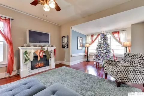 3211 Wright St, Omaha, NE 68105 photo 17