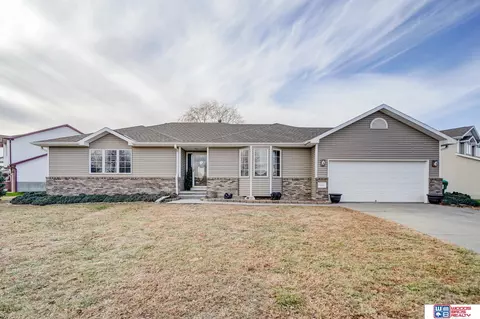 3433 Watercress Ln, Lincoln, NE 68504