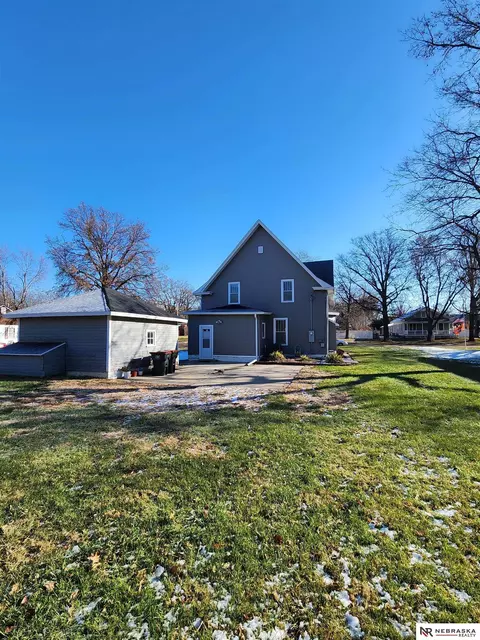 823 N 12th St, Beatrice, NE 68310 photo 11