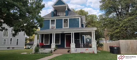 717 N 9 St, Beatrice, NE 68310