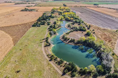241 8a Rd, Schuyler, NE 68661