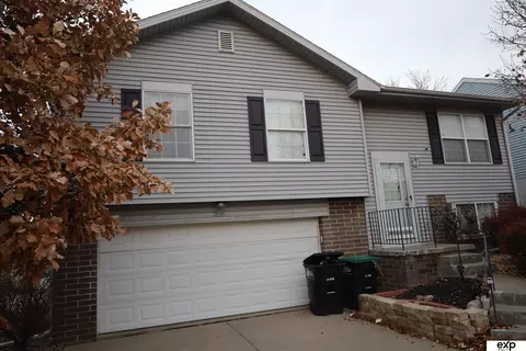 7886 Redick Ave, Omaha, NE 68122