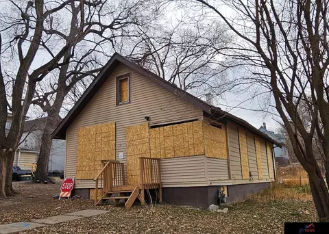 3611 Charles St, Omaha, NE 68131
