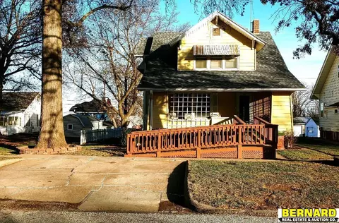 914 15 St, Auburn, NE 68305