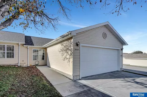 5537 N 26th Pl, Lincoln, NE 68521
