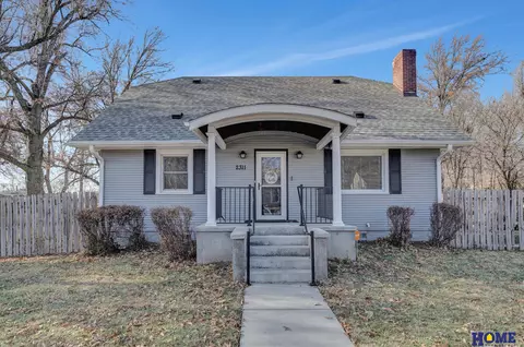 2311 N 56th St, Lincoln, NE 68504