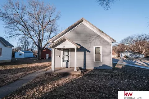 745 N National Ave, Superior, NE 68978