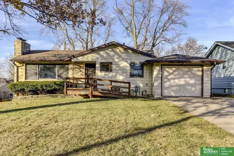 4712 Grover St, Omaha, NE 68106