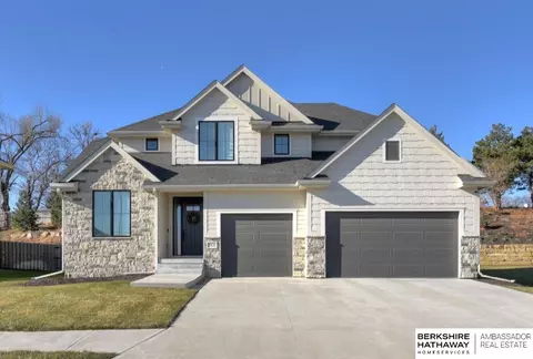 2302 N 188 Ter, Omaha, NE 68022