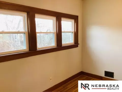 614 N 10th St, Beatrice, NE 68310 photo 11