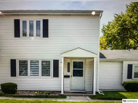 12219 Westwood Ln, Omaha, NE 68144