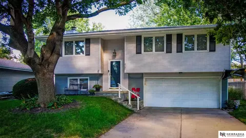 4740 S 58th St, Lincoln, NE 68516