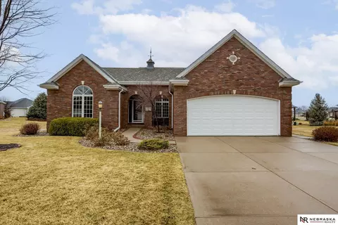 2972 Deer Run, Fremont, NE 68025