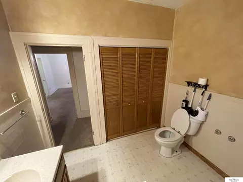 709 Market St, Beatrice, NE 68310 photo 12