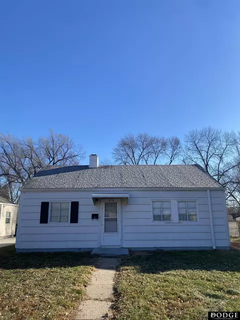 416 Thomas St N, Fremont, NE 68025