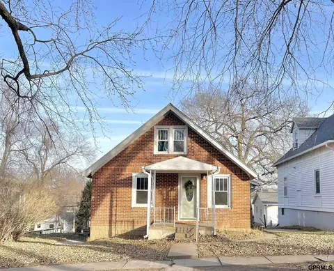 1104 4th Avenue Ave, Nebraska City, NE 68410