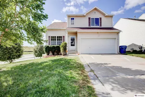 8802 N 155 St, Bennington, NE 68007