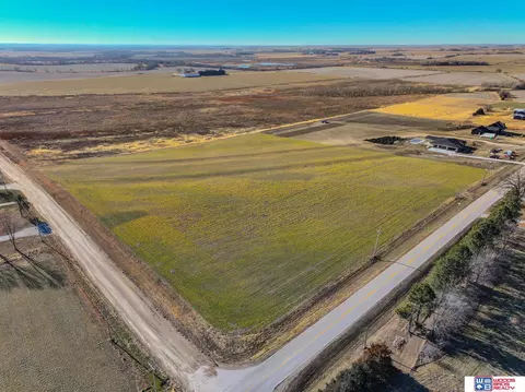 293 County Rd 6, Ashland, NE 68003