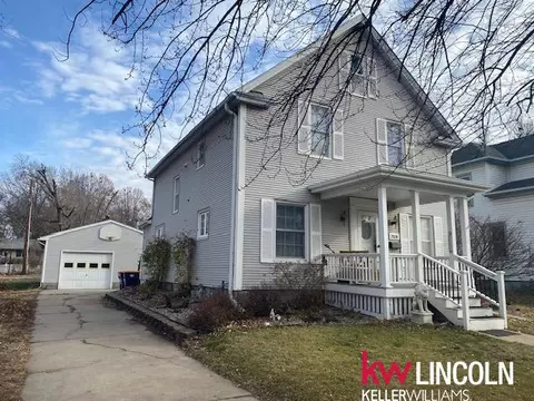 2920 N 44 St, Lincoln, NE 68504