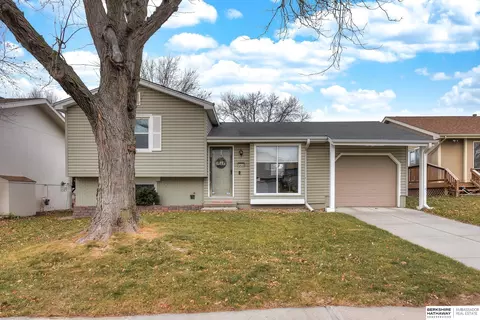 13430 Edna St, Omaha, NE 68138