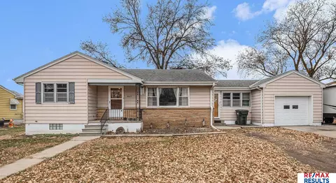 847 W 8th St, Wahoo, NE 68066