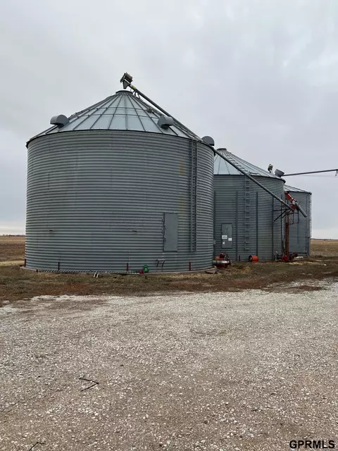 1007 S X Rd, Hampton, NE 68843 photo 8