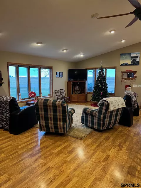 1007 S X Rd, Hampton, NE 68843 photo 13
