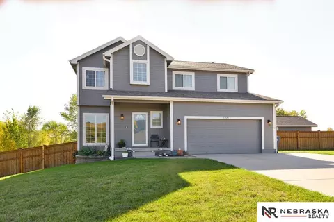 2709 Yorktown St, Bellevue, NE 68123