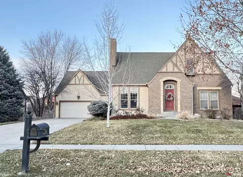 320 Blue Sage Blvd, Lincoln, NE 68521