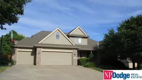 3920 N 160 St, Omaha, NE 68116