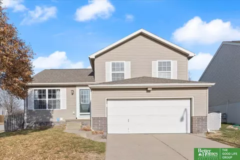 17772 Margo St, Omaha, NE 68136