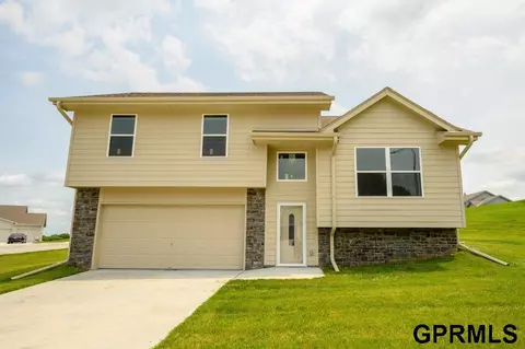 1415 Mount Hope Cir, Blair, NE 68008