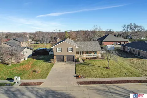 102 Regency Dr, Beatrice, NE 68310 photo 67