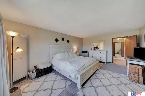 102 Regency Dr, Beatrice, NE 68310 photo 35