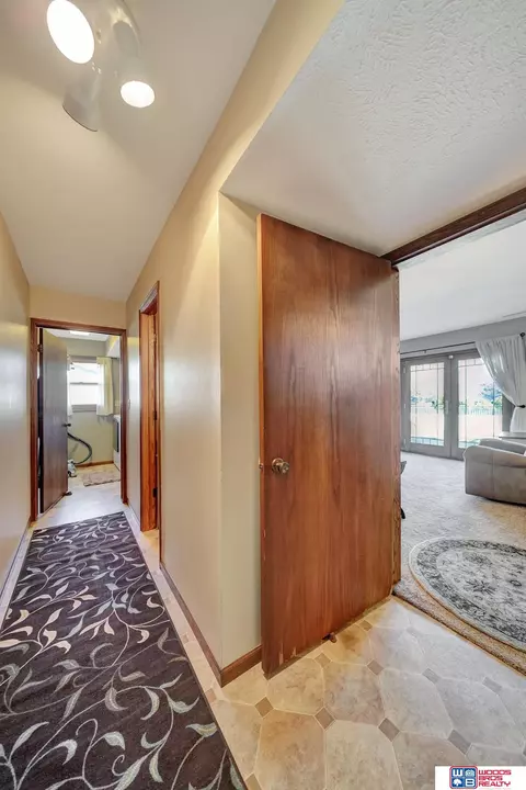 102 Regency Dr, Beatrice, NE 68310 photo 31