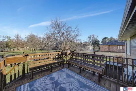 102 Regency Dr, Beatrice, NE 68310 photo 24