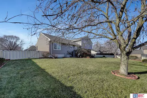 102 Regency Dr, Beatrice, NE 68310 photo 63