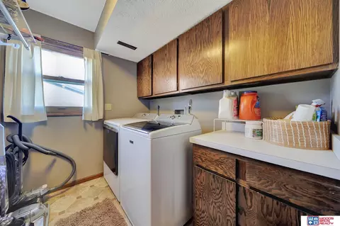 102 Regency Dr, Beatrice, NE 68310 photo 33
