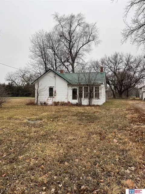 403 E Amity St, Clarks, NE 68628