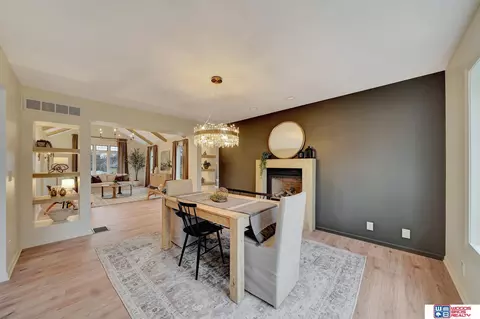 5010 S 75th St, Lincoln, NE 68516