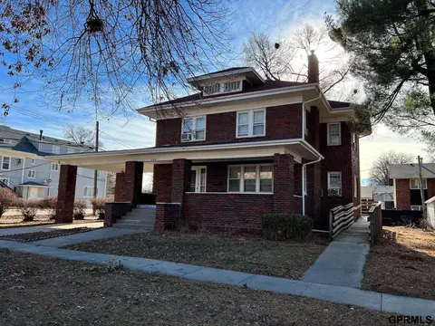 4919 Baldwin Ave, Lincoln, NE 68504