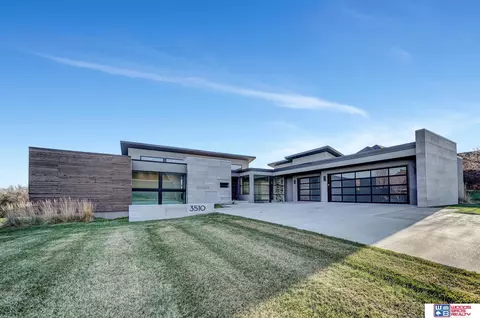 3510 Firethorn Ter, Lincoln, NE 68520