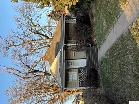 4526 Hamilton St, Omaha, NE 68132