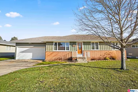1704 N Hancock St, Fremont, NE 68025