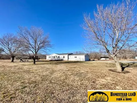 56335 Hwy 8, Fairbury, NE 68352