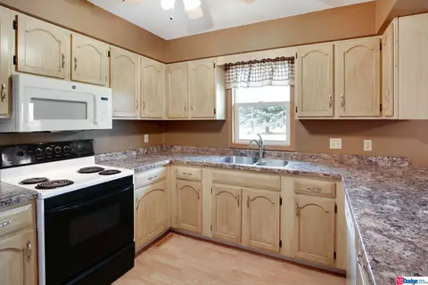 820 Debbie Ln, Lyons, NE 68038 photo 8