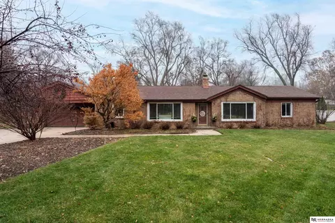 1505 Ridgewood Ave, Omaha, NE 68124