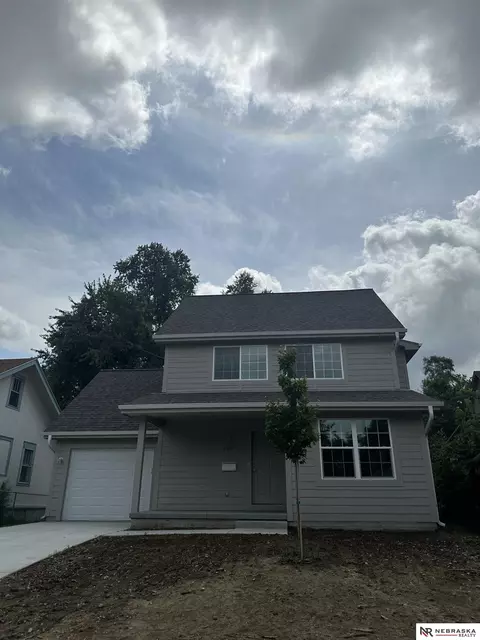 2757 Laurel Ave, Omaha, NE 68111