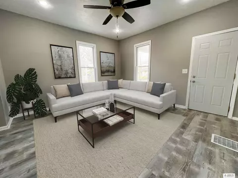 3015 Apple St, Lincoln, NE 68503