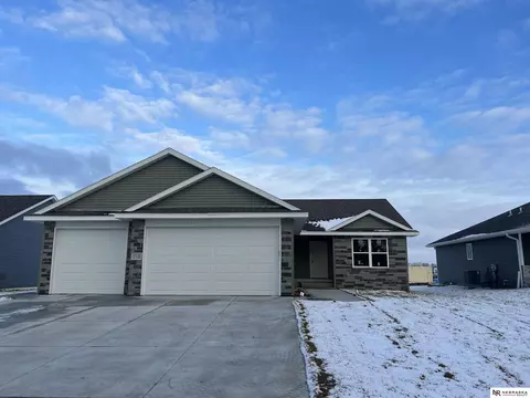 716 Ash St, Greenwood, NE 68366